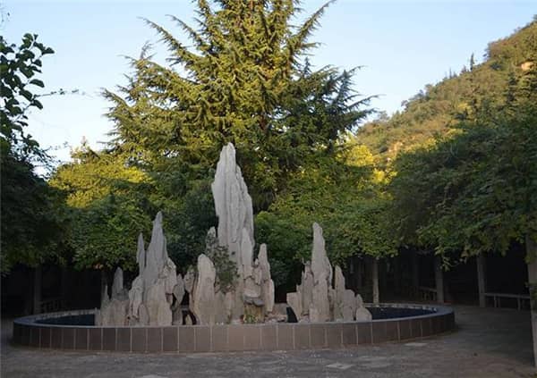 西安高桥骨灰墓园-灞桥区鲸鱼沟口