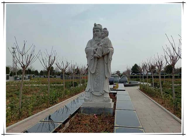 西安汉皇树葬墓园在安葬服务上有哪些独到之处？