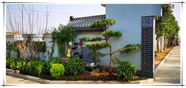 西安汉皇树葬墓园位于哪个区域，有哪些主要的安葬方式？