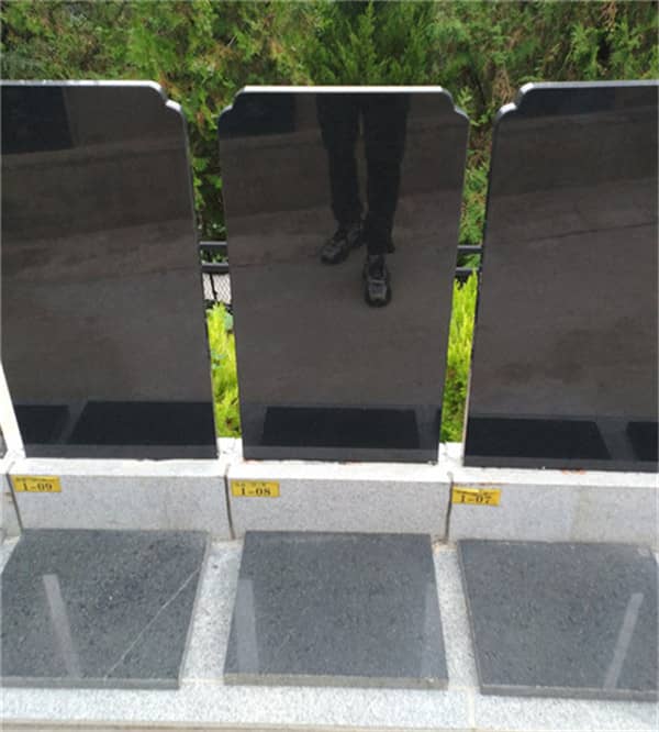 在选择西安寿阳山墓园时,消费者应关注哪些方面以确保购买决策的合理性和满意度?