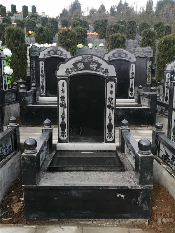 骨灰盒是否适合带回家的习俗与建议