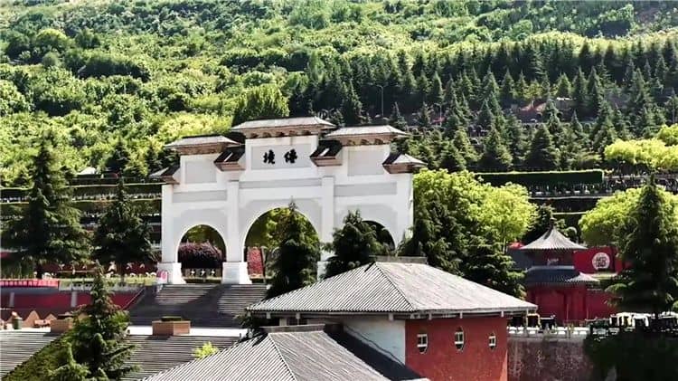 西安市区怎么去西安霸陵骨灰墓园，真正的安息之地