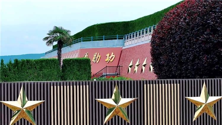 西安市霸陵墓园公司地址
