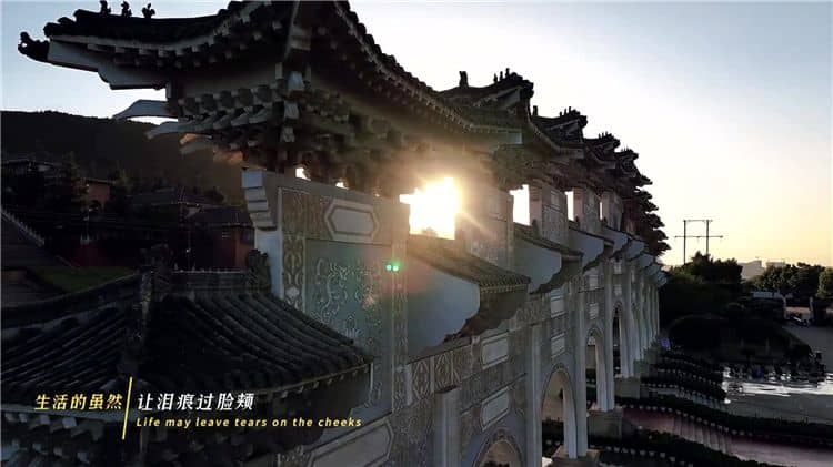 客户想要前往西安霸陵墓园参观,有哪些交通方式可以选择?