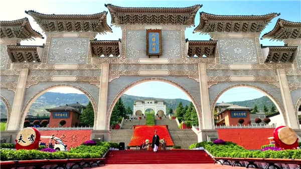 西安霸陵公墓墓形-西安霸陵墓园军魂园