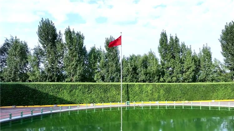 西安霸陵墓园新区位置与朝向解析：坐南朝北的皇家陵园布局