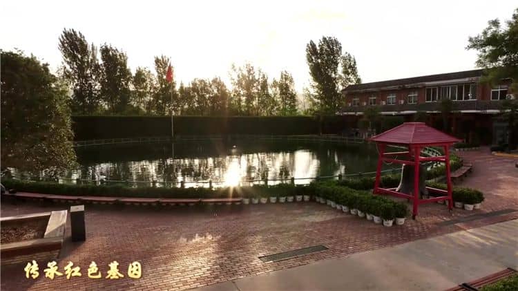 放生池-西安霸陵墓园新区