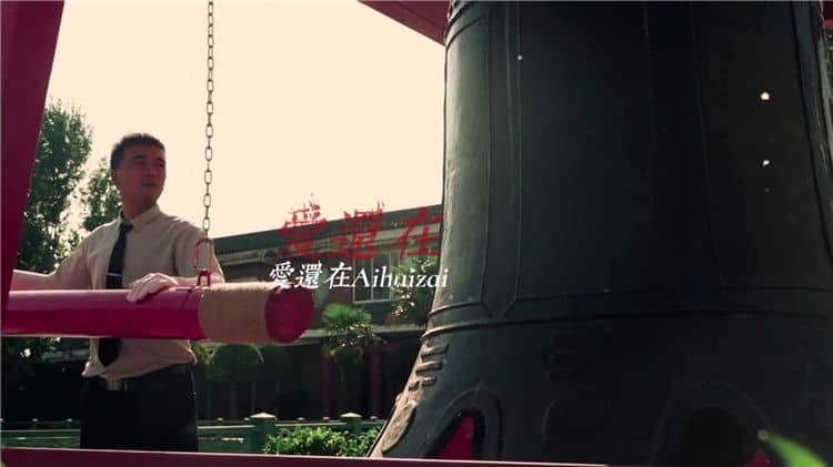 西安霸陵墓园新区的墓地价格受到哪些因素的影响?