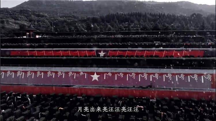 军魂园作为西安霸陵墓园新区的重要组成部分，它是如何传承和弘扬军人精神的？