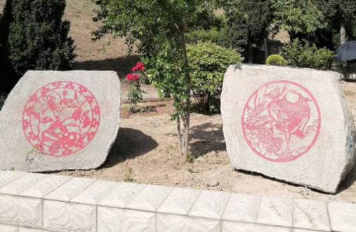 泾阳卧龙山福园在西安公墓市场中的定位是什么?它有哪些独特之处?
